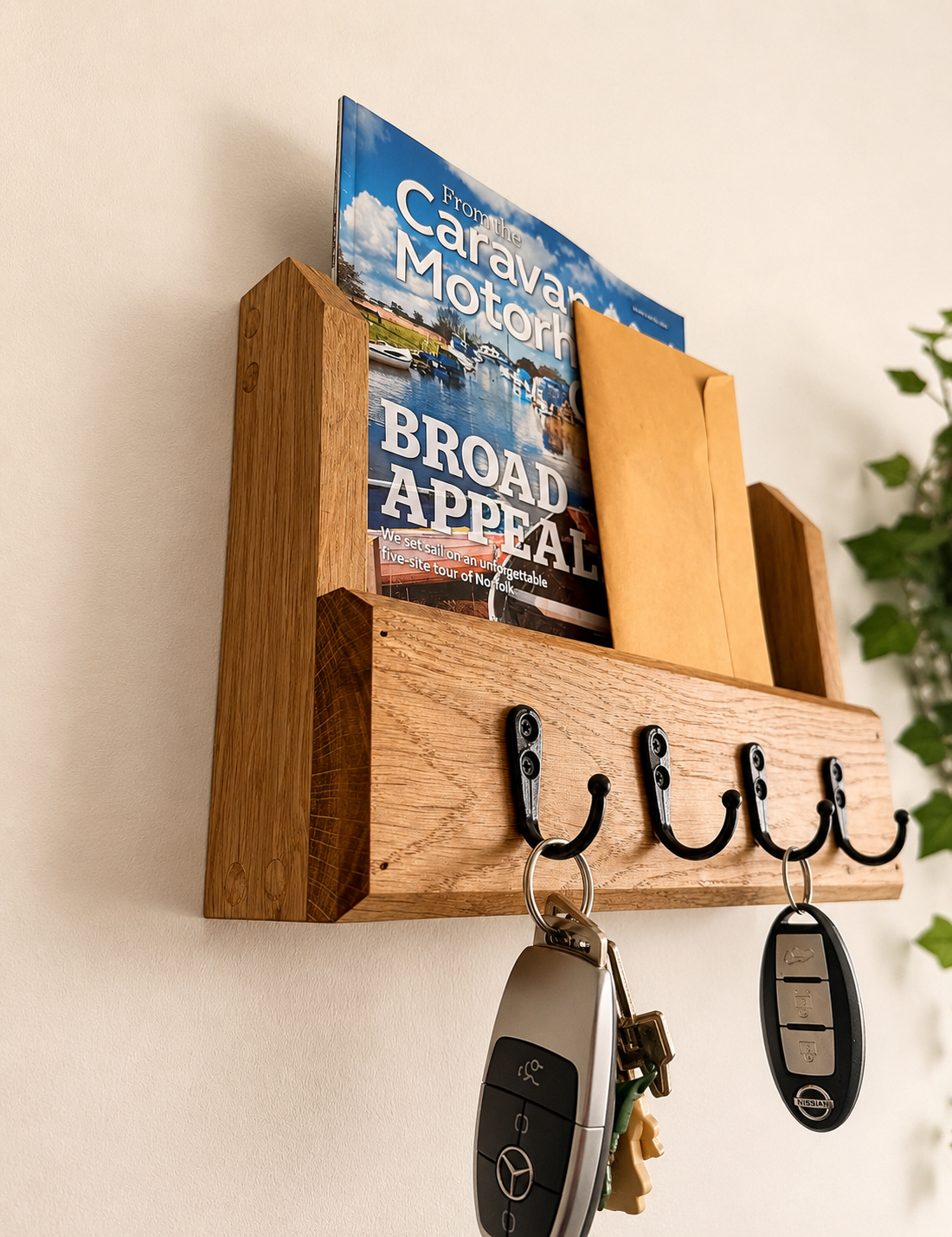Key holder with letter holder solid oak