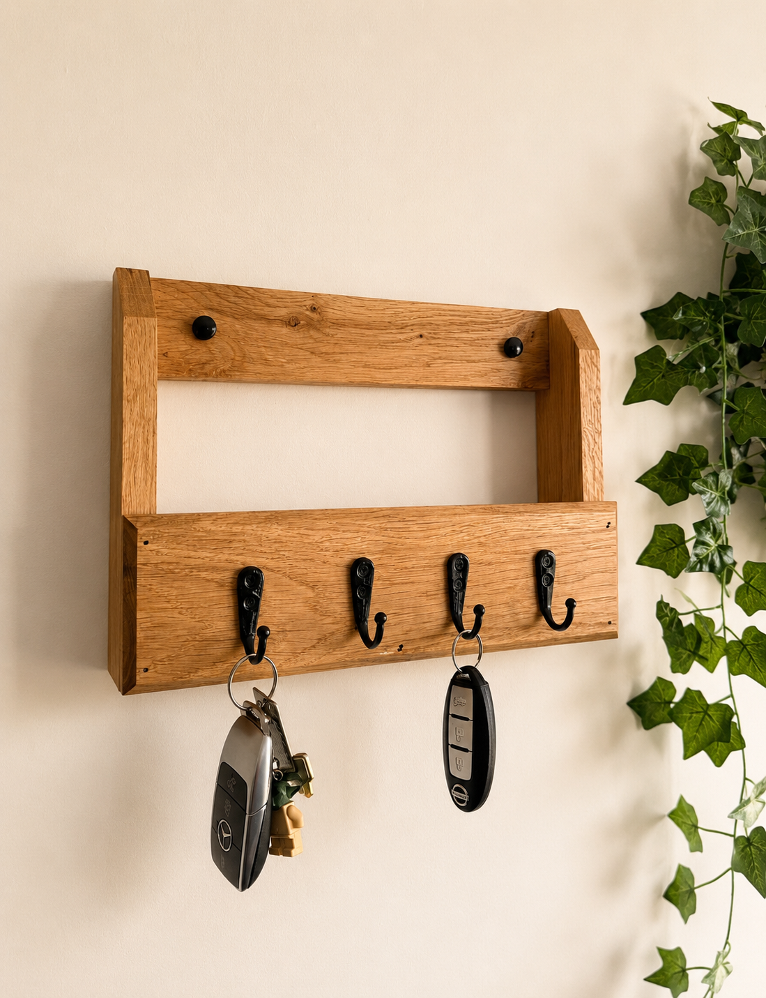 Key holder with letter holder solid oak